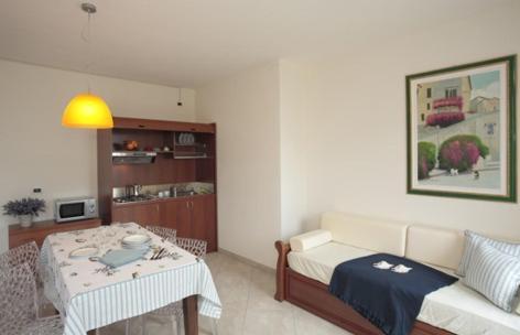 Dell'angelo 3*