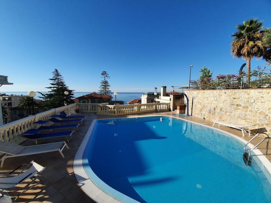 Dell'angelo Aparthotel